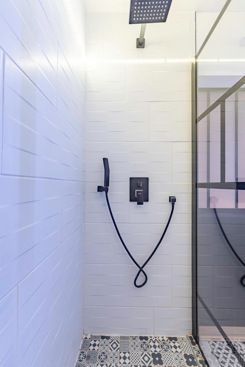 Belle Renovation Moderne Au Coeur Du Panier Apartment Марсилия Екстериор снимка